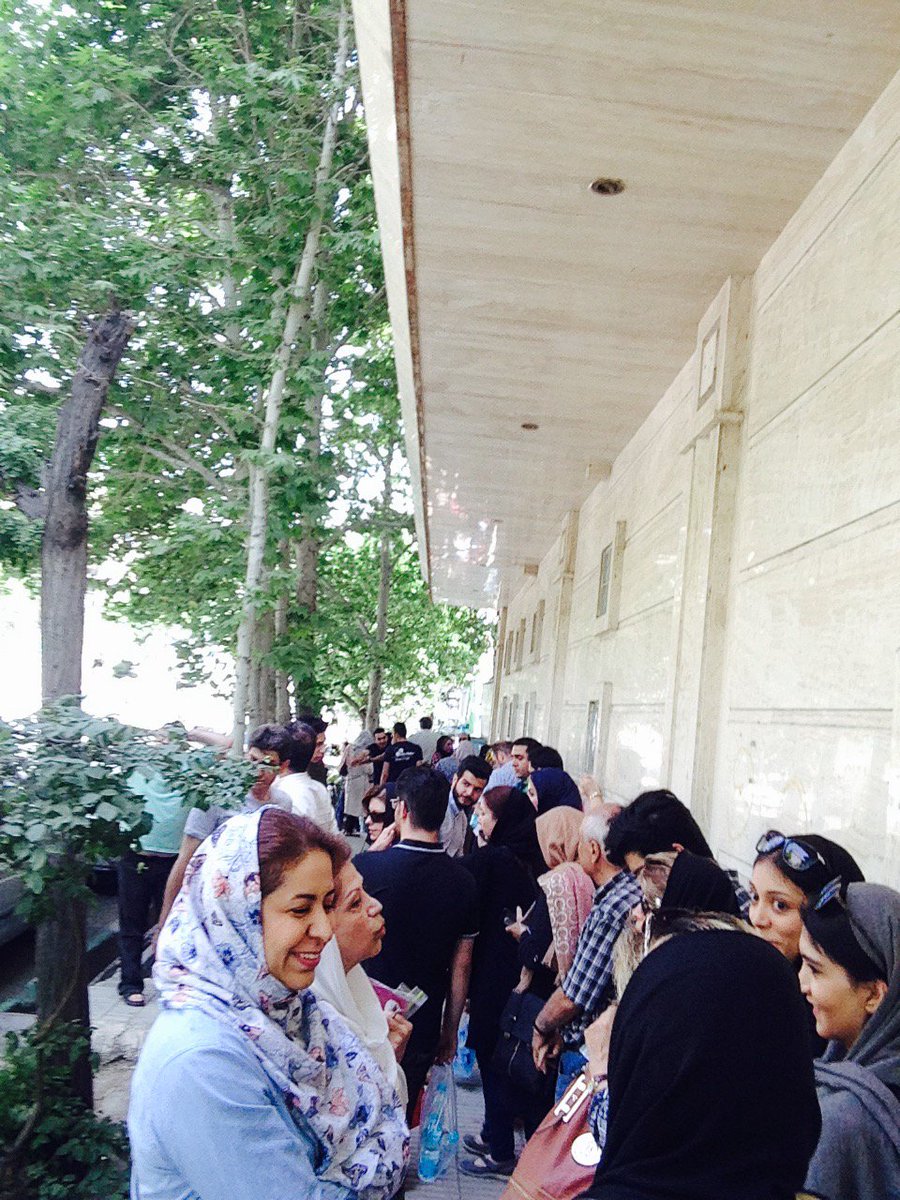 s_o_m_a_yehnaz's tweet photo. Voted after ~3hours standing in the row! #Iran #Presidental_Election #Election96 #انتخابات96 #IranElections2017 #Today #iranElection https://t.co/wd68MipY8J