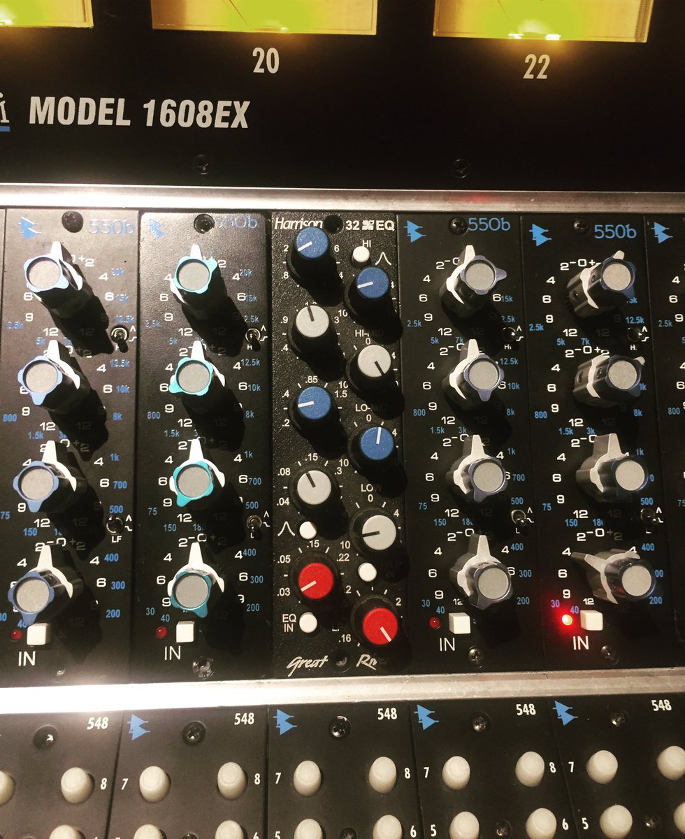 Circlestudios's tweet photo. Hardly a rose between two thorns but I do love those #Harrison #filters - #api #api550b #eq #mixing #studiolife https://t.co/ebvxZE98cd