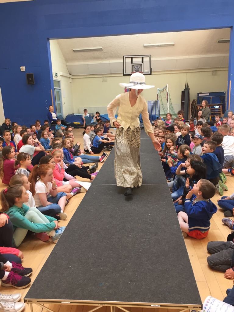 ndnsp_info's tweet photo. 4th class put on a show today: a century of fashion! https://t.co/ywEAshD8DN