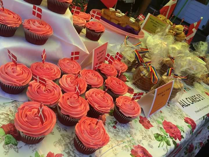 LWLProducer's tweet photo. Sending twitter love from the @SavagePlayUK family to the @westendbakeoff tomorrow raising money for @ActingforOthers tomorrow. https://t.co/LGzQ1TR8An