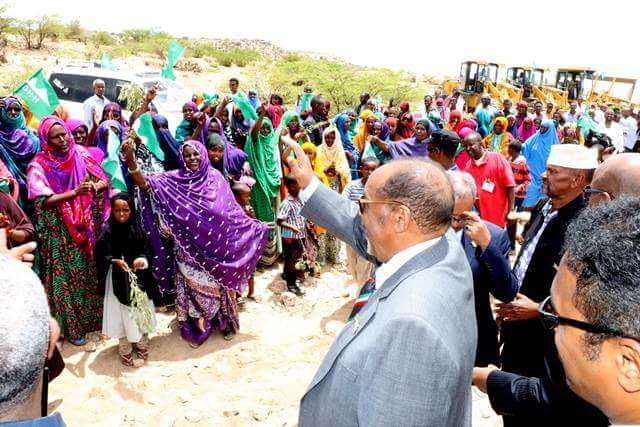 abdirahmnMuse's tweet photo. this year we celebrate differently #18May2017
#MySomaliland https://t.co/NT8Q8nu5nw