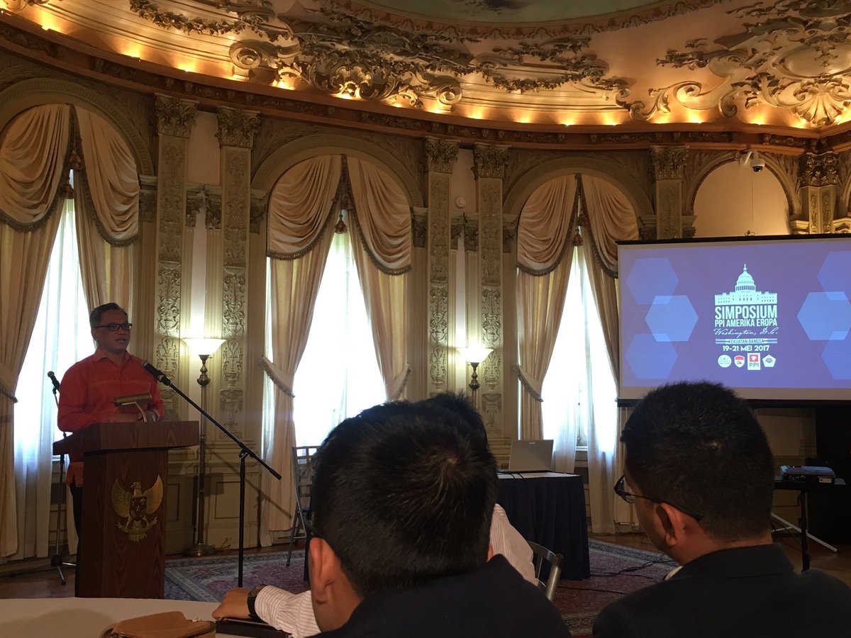 Permias Nasional (@permiasnasional) on Twitter photo Pembukaan oleh Pak Ismunandar, Atase Kebudayaan #KBRIDC <a href="/atdikbudusa/">Atdikbud USA</a> #sae2017dc #simposiumppiamerop2017 Pembukaan oleh Pak Ismunandar, Atase Kebudayaan #KBRIDC <a href="/atdikbudusa/">Atdikbud USA</a> #sae2017dc #simposiumppiamerop2017