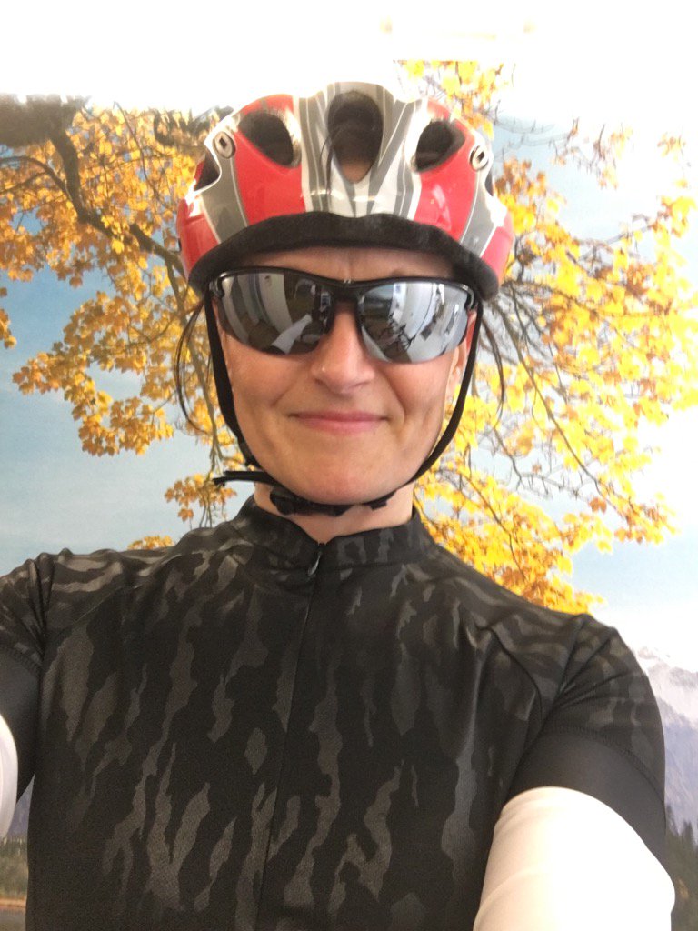 TanjaWickstrom's tweet photo. On ollut taas kunnia tavata #Nooassa ihania #asiakkaita tällä viikolla. Kiireisen viikon kruunaa uusi pyöräpaita🚴‍♀️ https://t.co/J0Tvjhjsix