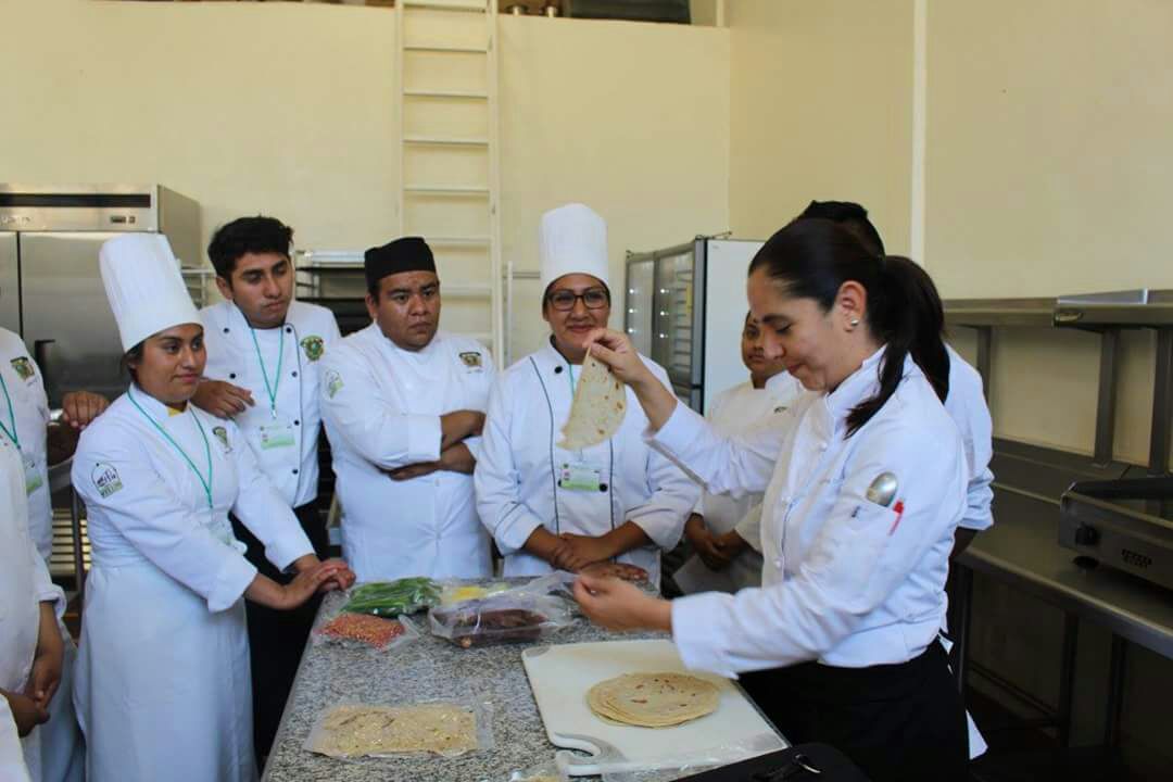 UAEM_MX's tweet photo. El Consejo Nacional para la Calidad de la Educación Turística @CONAET acreditó la Licenciatura en Gastronomía que oferta el @CUTenancingo https://t.co/RtrdRyGDjk