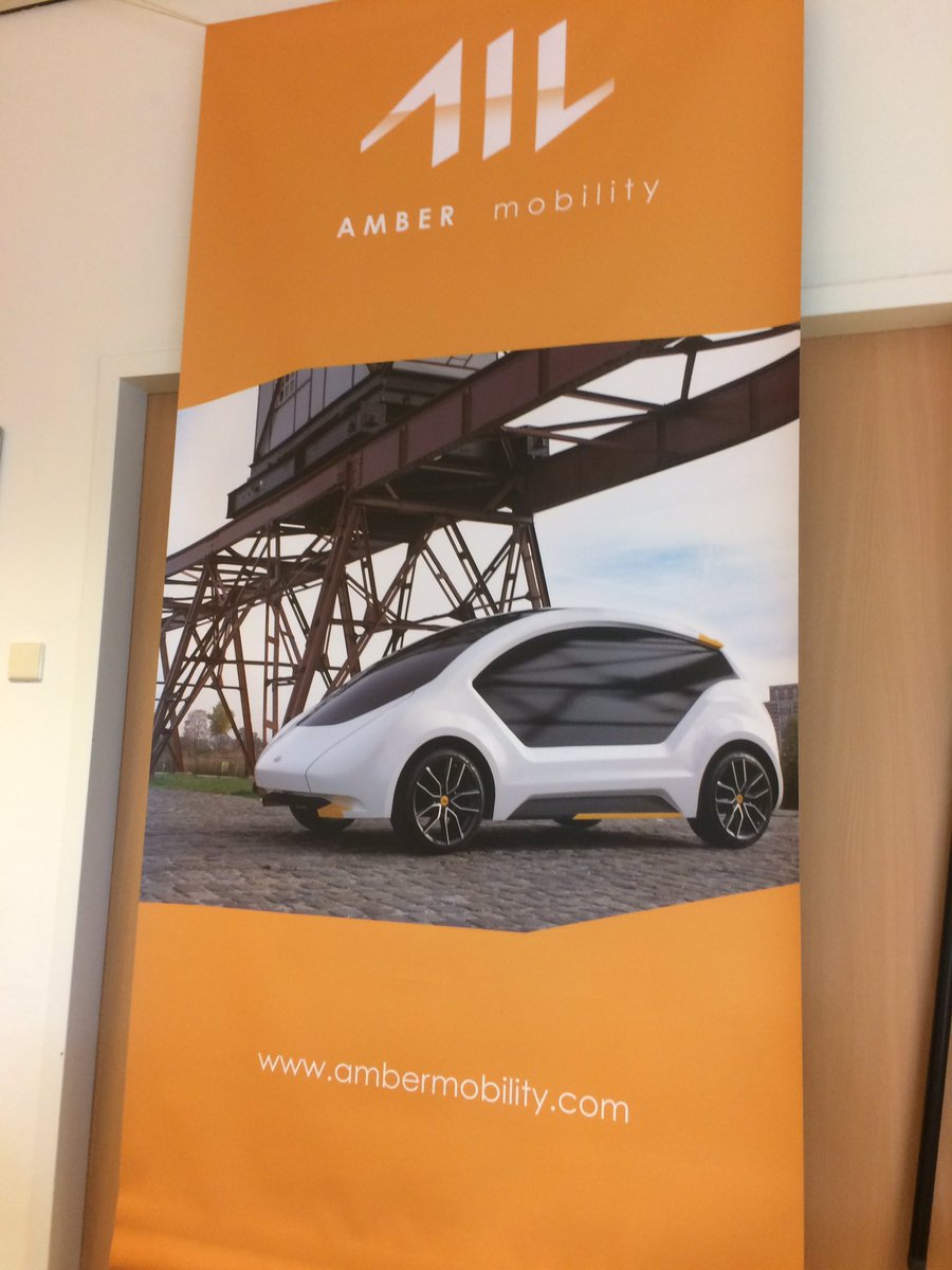 inspirationhtc's tweet photo. Op bezoek bij @AmberMobi met slimste kinderen van Nederland op slimste km2 @hightechcampus tijdens de High Tech camping ! Wat gaaf! Dank! https://t.co/9lXtjwPjw4