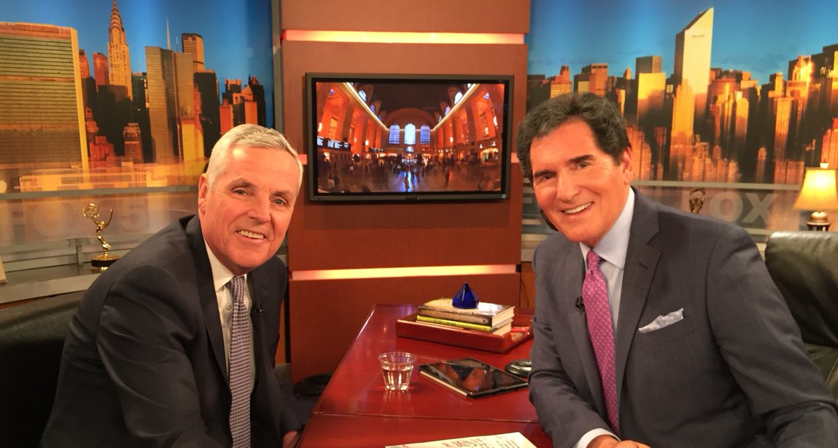 TheNYFoundling's tweet photo. We love this picture of our CEO Bill with @ErnieAnastos! Watch their chat about the need for #fosterparents: https://t.co/qLsvlv9HSO @fox5ny https://t.co/ayfh0jXhH4