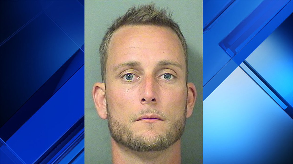 S. Fla. man arrested after overdosing while driving with an 11-year-old girl in the car bit.ly/2rlEfR6 https://t.co/uNxFZmSqBL