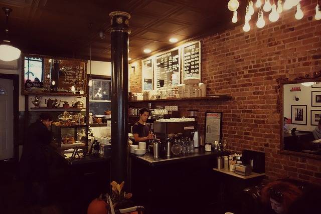 HarlemRoutes's tweet photo. #FoodieFriday featuring @lenoxcoffee What we love: good for putting your nose to the grindstone. Try: your favorite cofee. https://t.co/egrxbmI2hN