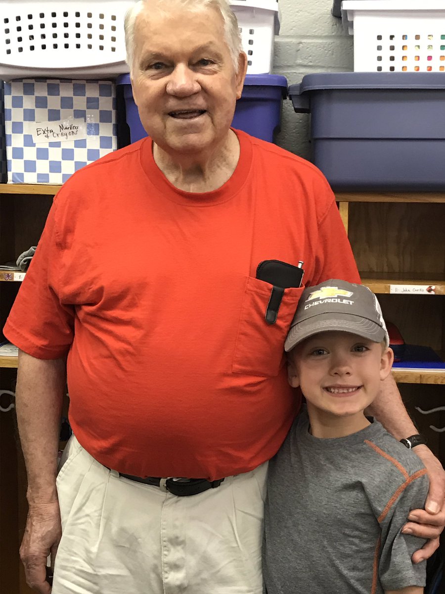 CCLSCollier's tweet photo. More amazing Dads! 👨🏻‍💼@CCLSBelsha @CCLSChargers https://t.co/jQX28obbwU
