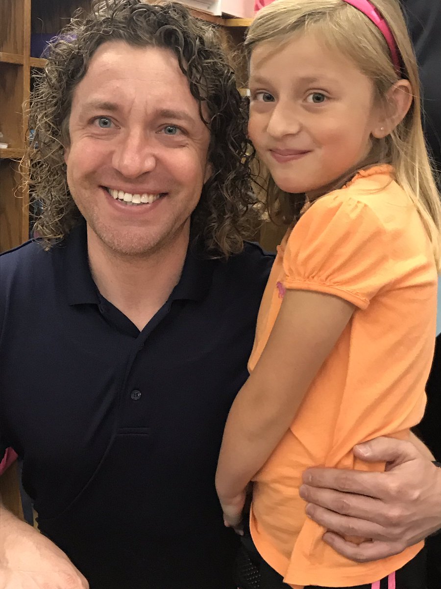 CCLSCollier's tweet photo. More amazing Dads! 👨🏻‍💼@CCLSBelsha @CCLSChargers https://t.co/jQX28obbwU
