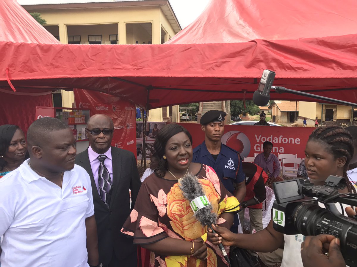 Great meeting Lady Julia today at the Vodafone Healthfest. She's such a pleasant person. She had very encouraging words for Vodafone.