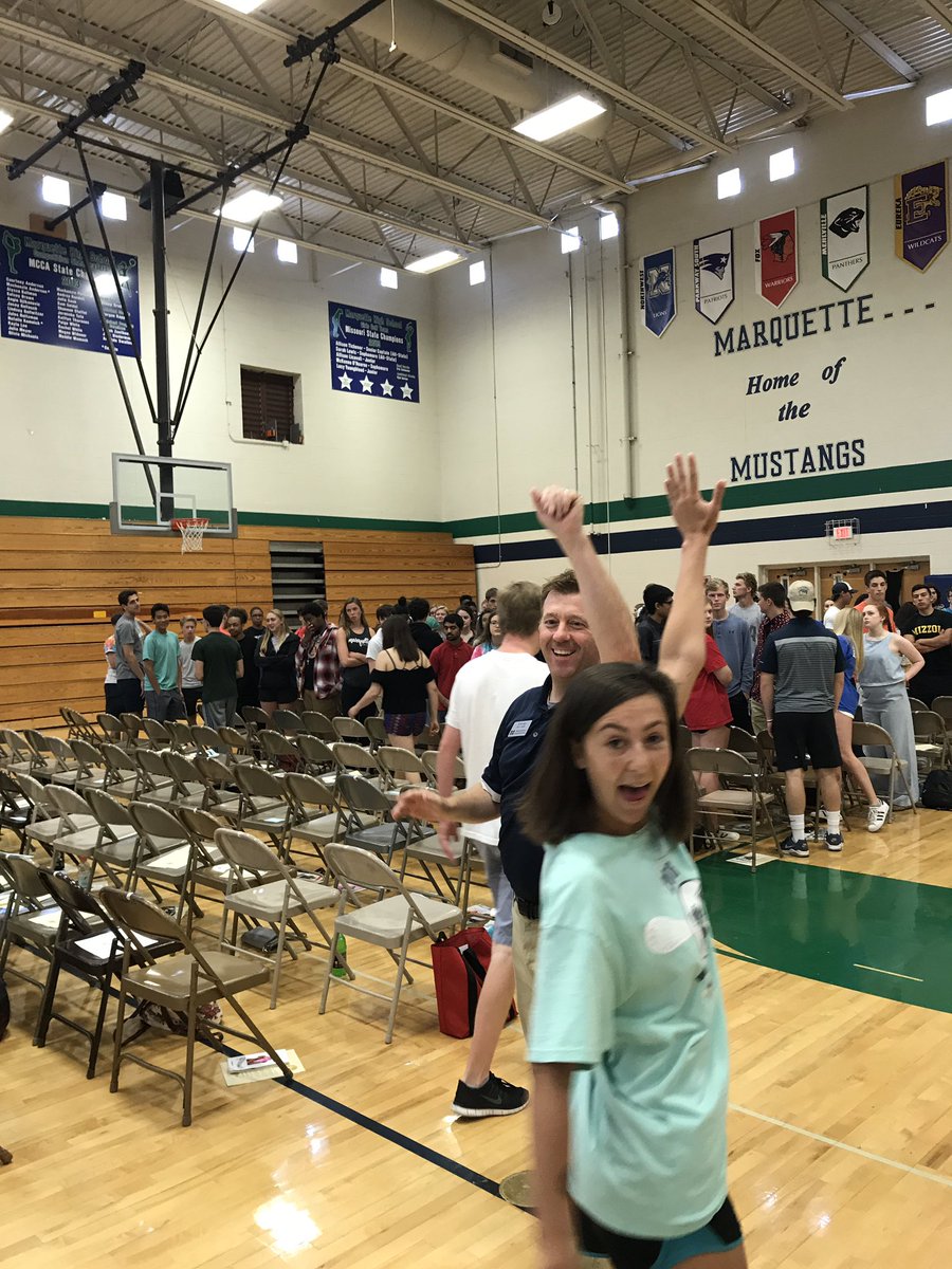 MHSPrincipal's tweet photo. Who needs a handshake when you can high five graduates? #SeniorClass2017 https://t.co/CmssR5txnC