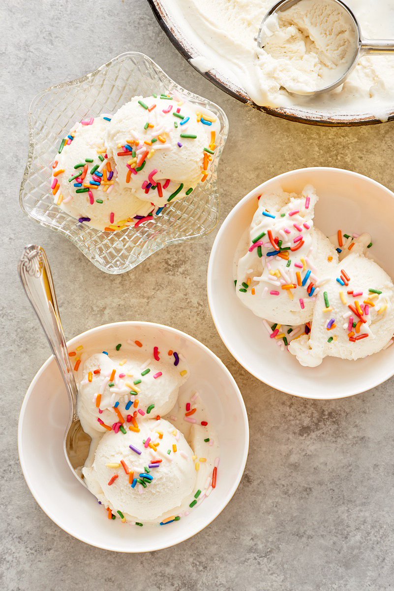 thekitchn's tweet photo. How To Make Ice Cream Without Eggs — Cooking Lessons from The Kitchn https://t.co/2pP7zvx1f7 https://t.co/SL27LU2Snf