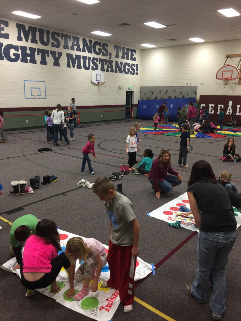 brohawk1's tweet photo. Kids, teachers, and parents making the best indoor field day experience in all of the land! Jamey Calhoun, you rock! https://t.co/Sq83KOZebQ