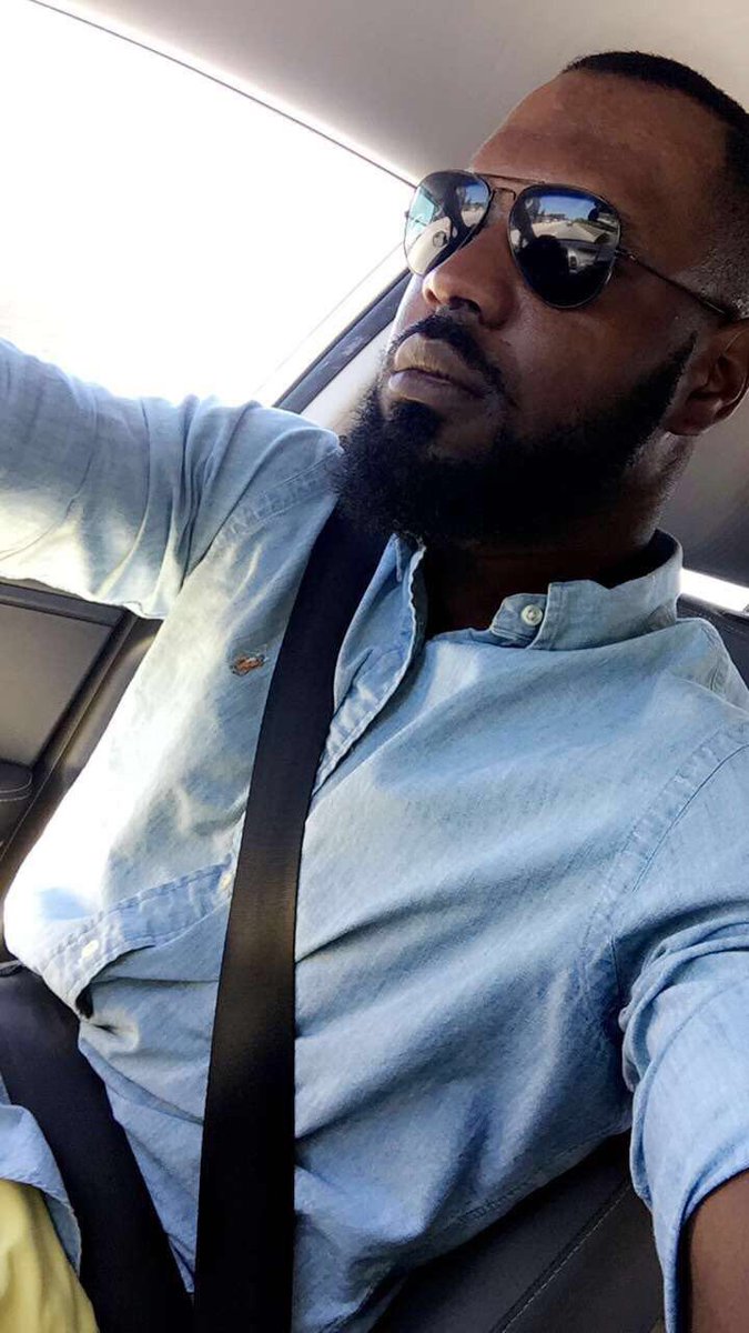 _niggayousolame's tweet photo. #FlyGuyFriday https://t.co/JUkumQnBXe