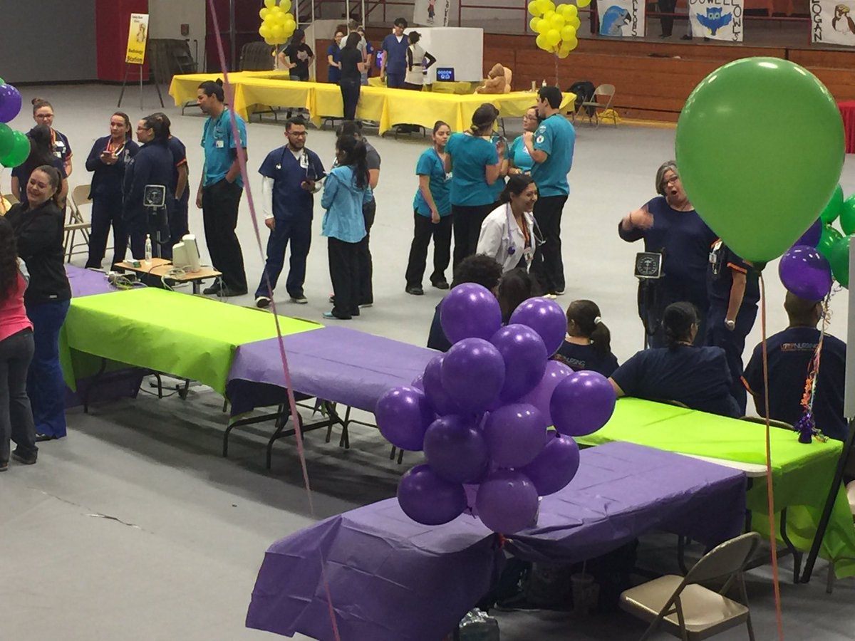 cctaphoenixes's tweet photo. #iamepisd #ProudNStrong Jefferson/Silva welcomes the Teddy Bear Clinic. Hundreds of 5th graders visit campus to learn about health careers https://t.co/DNGSYSK6kb