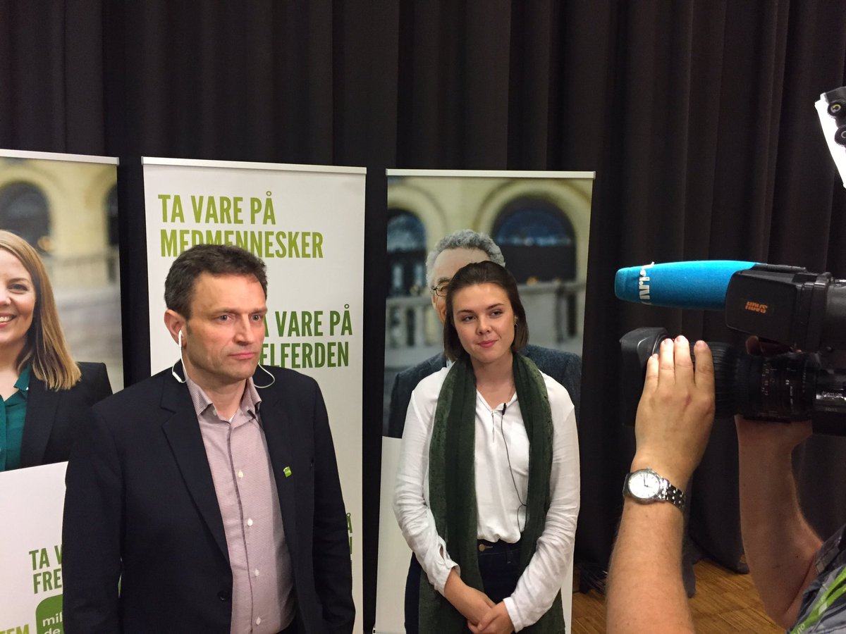 Fra #mdglm i dag: <a href="/arildhermstad/">Arild Hermstad</a> og @AnnaSerafima på #dax18 om arbeidstid. Skal vi jobbe mindre i framtiden?