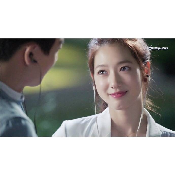 heartssquote's tweet photo. 去交让自己开心的朋友
去爱不会让自己流泪的人
去向自己想去的方向
去完成不论大小的梦想
生活应该是美好而又温柔的
明天又是美好的一天 https://t.co/Iu4XfCxvxE