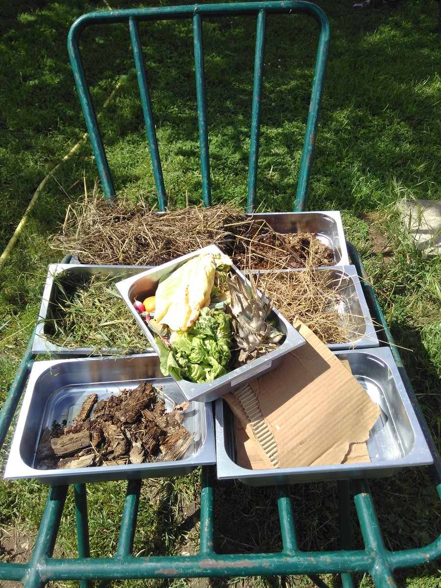 colinebillon1's tweet photo. Ma première offre de formation #compost sur lieu de #permaculture @Permaculture44 @AlimentationGnr #Nantes https://t.co/vM9hO6zPck