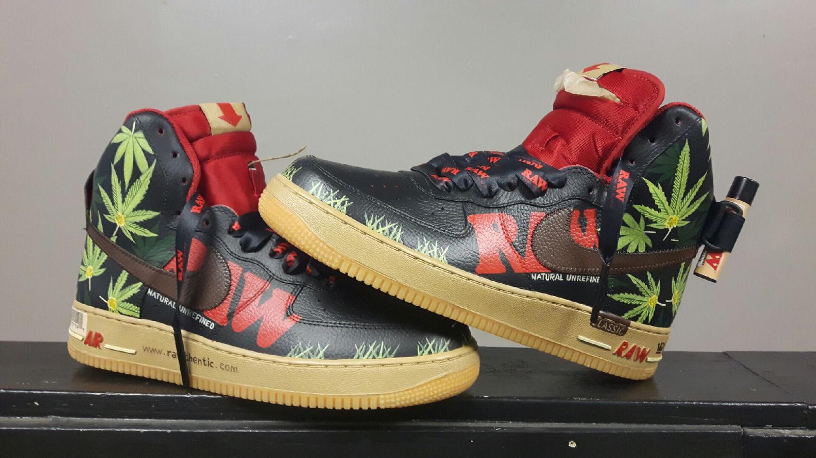 clima Intento Pisoteando triplesick on Twitter: "The long awaited RAW custom Nike Air Force 1's  arrived today https://t.co/aACCh6ZQWr" / Twitter