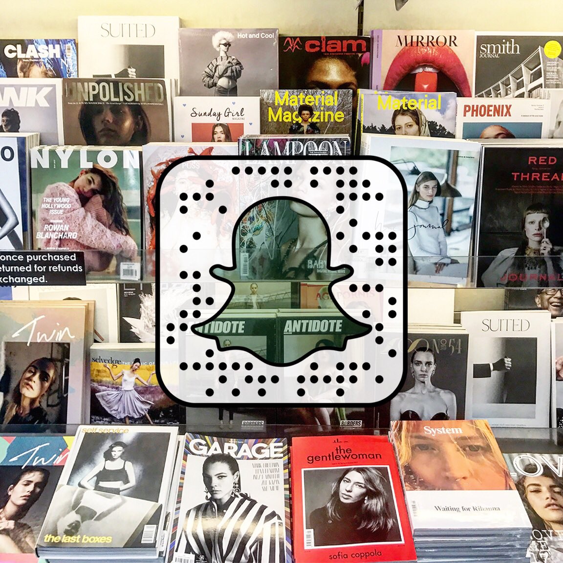 obsessee's tweet photo. If you're an indie mag #obsessee, check out @kristiedash's Snapchat takeover to see her haul including titles like @sundaygirlmag! 💫📚 https://t.co/vdoQHzkKzK