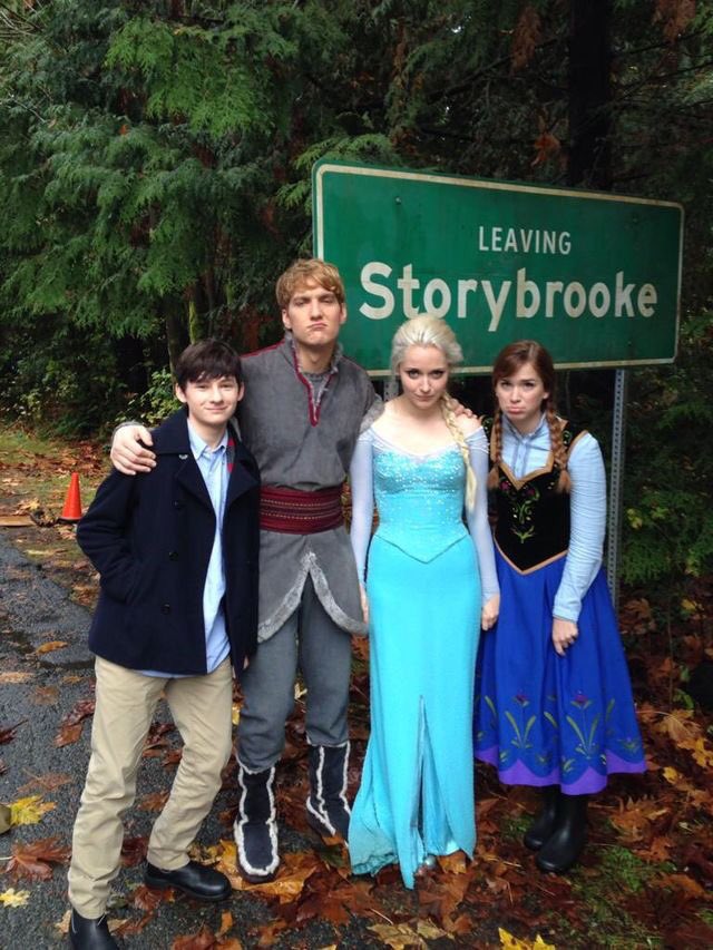 OUATFanQueen tweet picture
