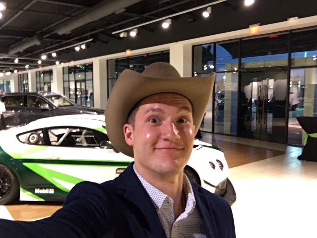 SKHawkLexus's tweet photo. Always thinking of this hero, Andrew keep fighting. I hope our prayers give you the strength you need. We miss you man #GetWellSoonAndrew 🙏 https://t.co/TcB4UuZq3X