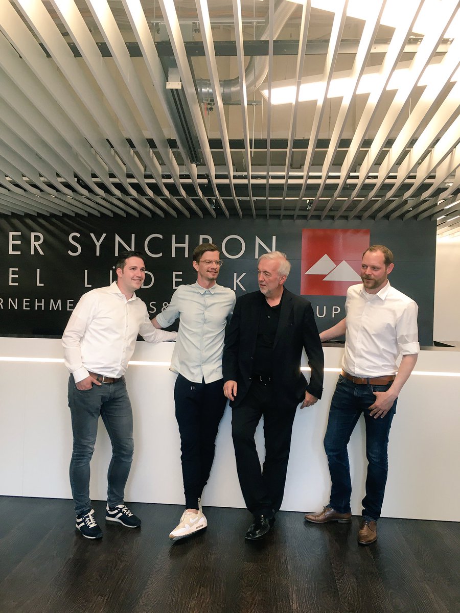 euref's tweet photo. Besuch von JOKO 😍@officiallyjoko Danke an @BerlinerSynchron ♥️💛 #joko #happy #eurefcampus #euref #synchronstudio https://t.co/cQY181lG2j