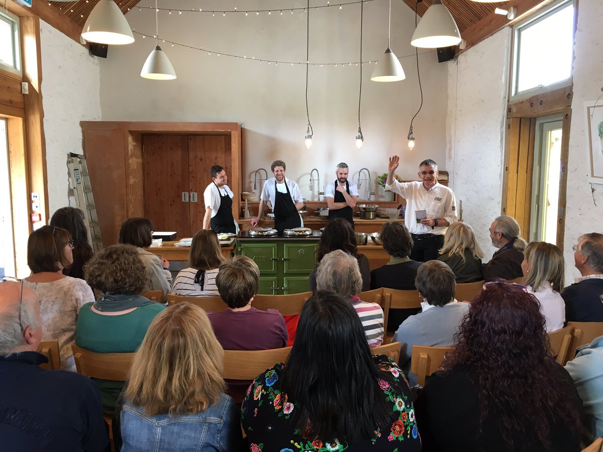 Scotts Arms Stoves tweet media