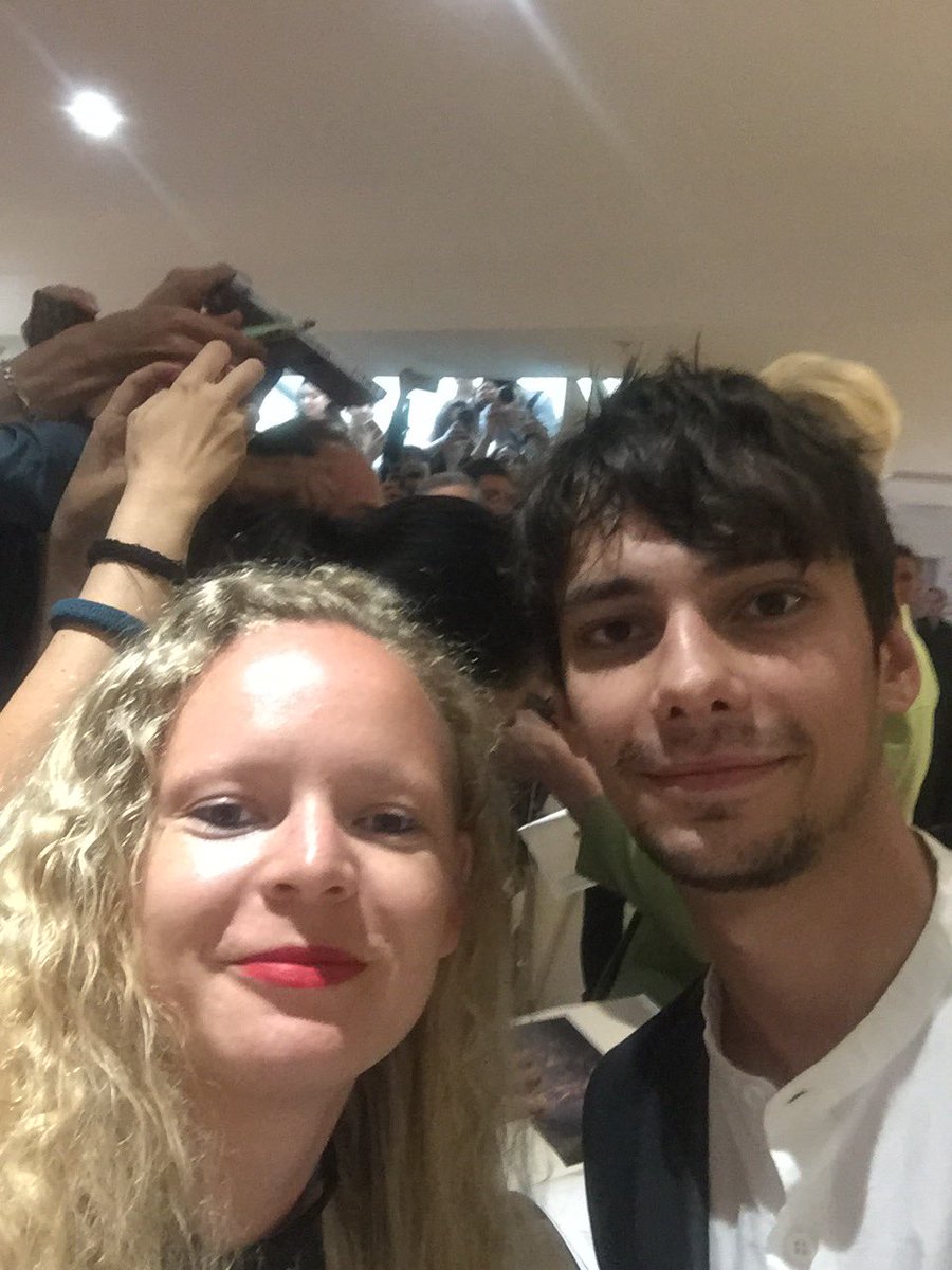 MichaelaROC's tweet photo. Thank you @devbostick for this absolutely perfect moment #The100 https://t.co/JIwfRAgm3n