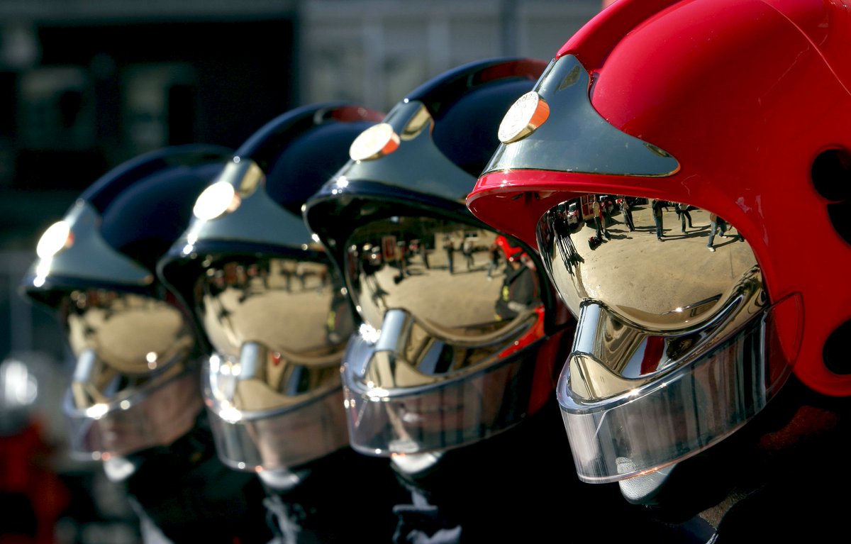 Los Bomberos promueven una campaña especial de información para prevenir incendios en pisos de estudiantes dlvr.it/PBJk3f