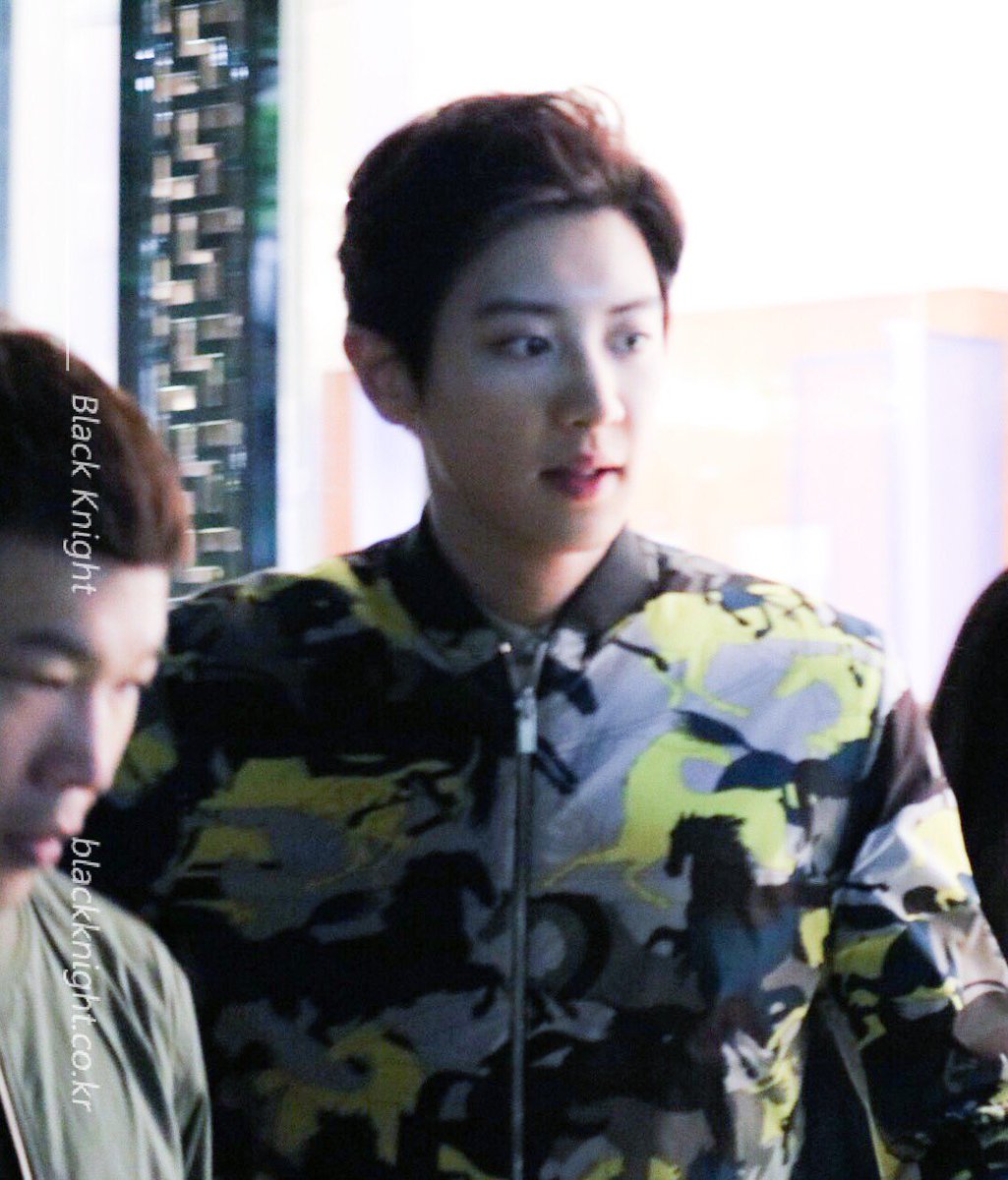 ChanHomeTH's tweet photo. [PREVIEW] 170519 ชานยอล วันนี้ เดินทางมาร่วมงานแกรนด์โอเพนนิ่งและนิทรรศการกระเป��าและเครื่องแต่งกายแบรนด์ Hermes โทซานปาร์ค
Cr. BLACK KNIGHT https://t.co/nSnnaJk4pv