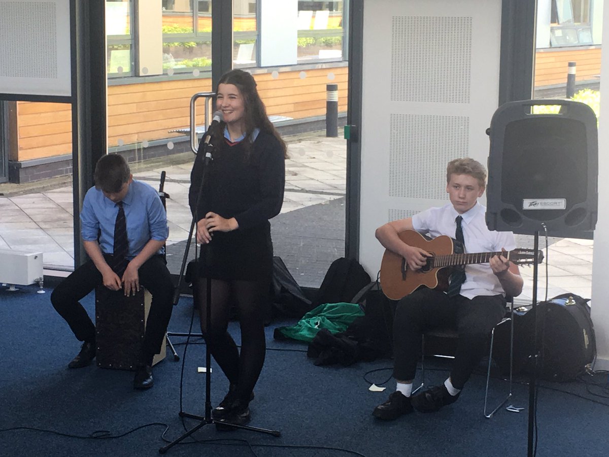 WrithlingtonSch's tweet photo. Fantastic performance for our lovely year 10 students in the Atrium! #lunchperformance #inspire https://t.co/9Qpcgm8QXM
