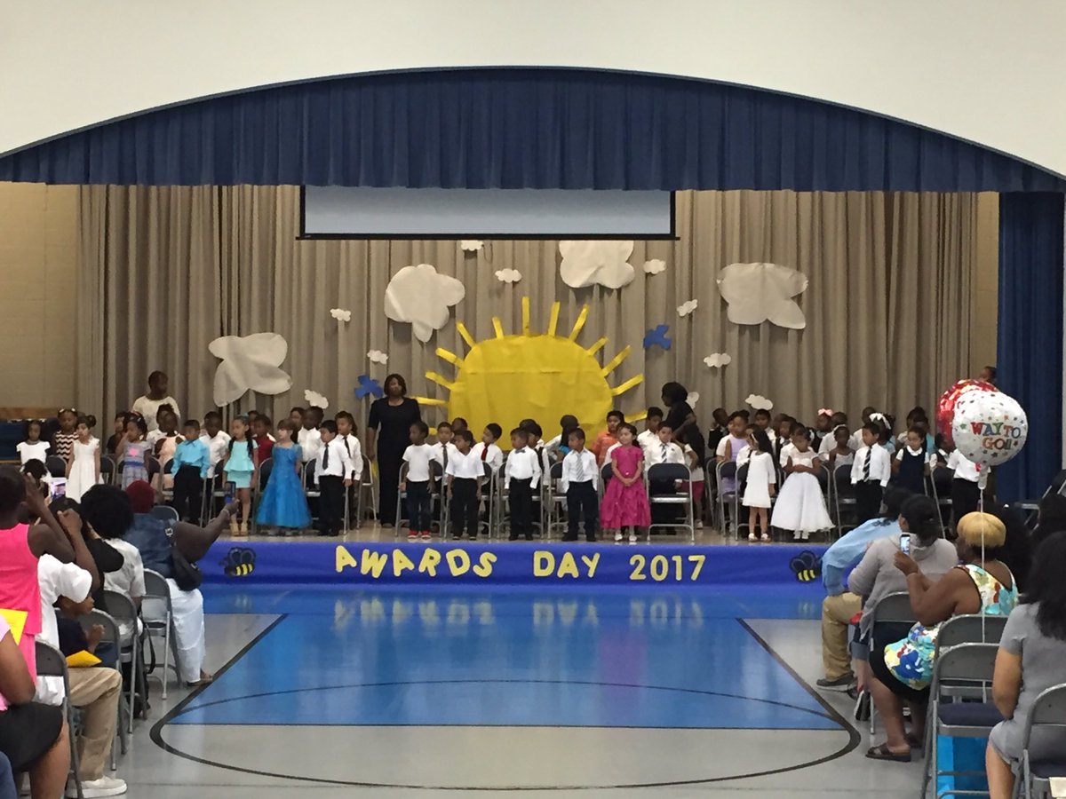 docdrewlovett's tweet photo. @BKindersRock &amp;  @benteenk are celebrating their awards day 2gether! @DrEmilyAMassey @SydneyAhearn @bridget92070 @APCALDWELL_ moving☝🏽 https://t.co/qCOdqKO2RP