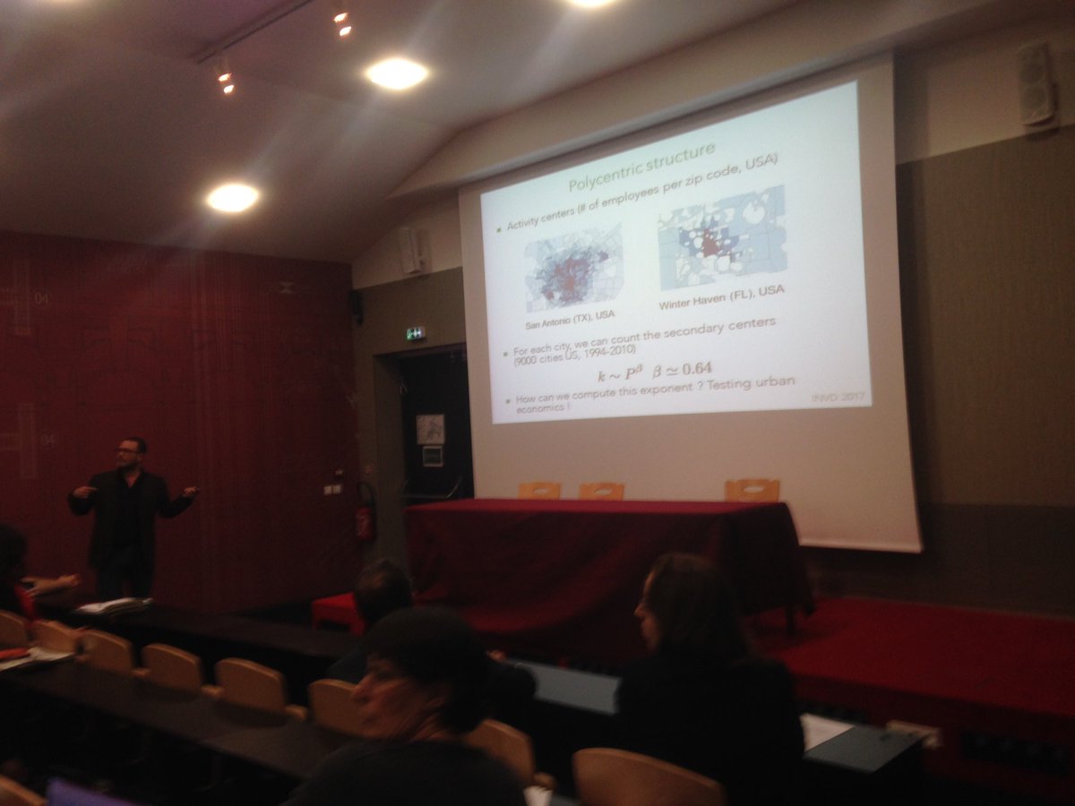 eivp_paris's tweet photo. Innovations Numérique au Service de la Ville Durable Marc Barthélémy du#CEA "comprendre les structures et dynamiques urbaines avec les data" https://t.co/Om9lZptU3Z