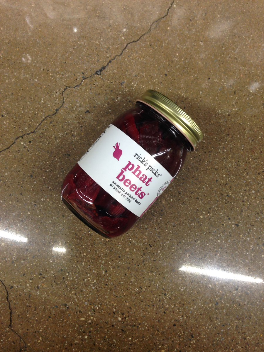 MariaLDAmbrosio's tweet photo. Oops! I dropped the phat beets! https://t.co/Vin2vxThET