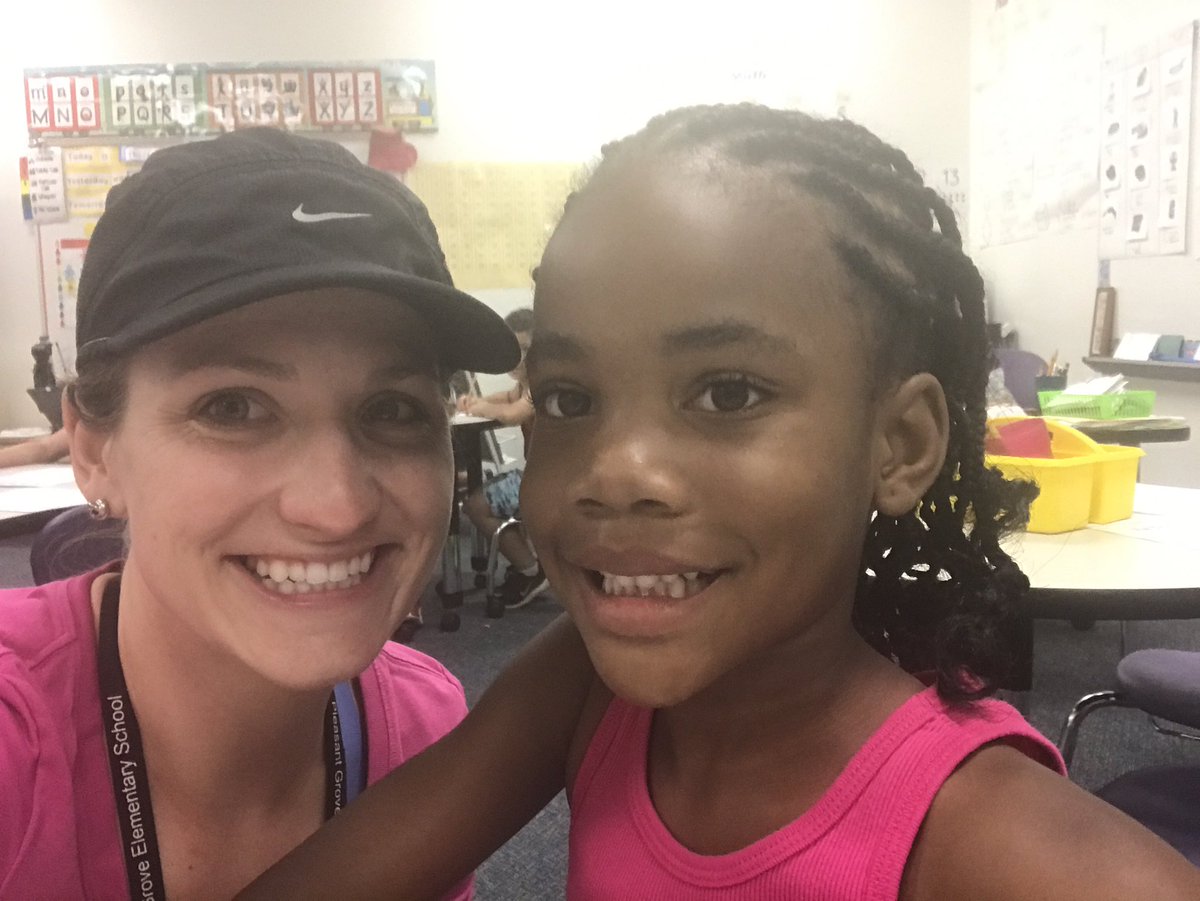 castorsclass's tweet photo. We are so excited for field day!!!! @pgesflyers https://t.co/lIvuMrLSZr