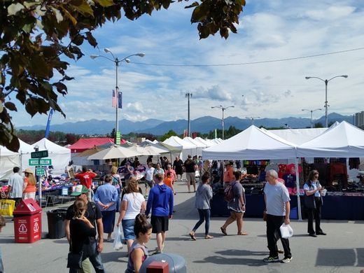 cschaeferhoff's tweet image. 50 #states: 50 #farmers markets buff.ly/2pYZFlv via @USATODAY #traveltips #guide #market