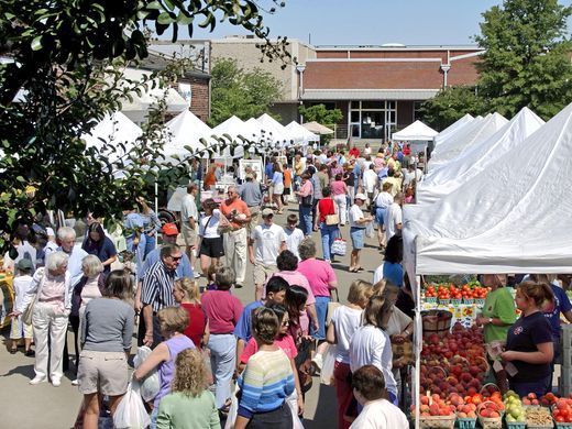 cschaeferhoff's tweet image. 50 #states: 50 #farmers markets buff.ly/2pYZFlv via @USATODAY #traveltips #guide #market