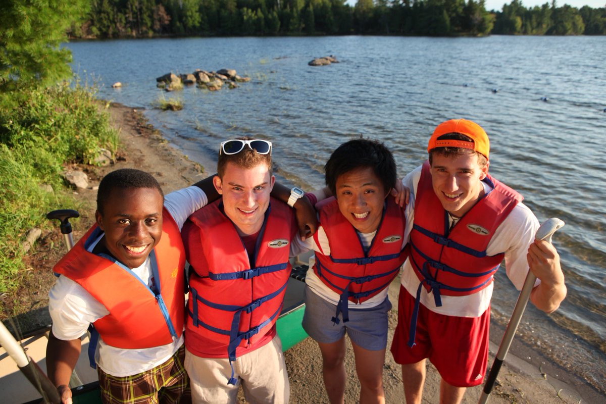 Heading out for a spring paddle? Don't forget your lifejacket or PFD! #NationalLifejacketDay #WearIt