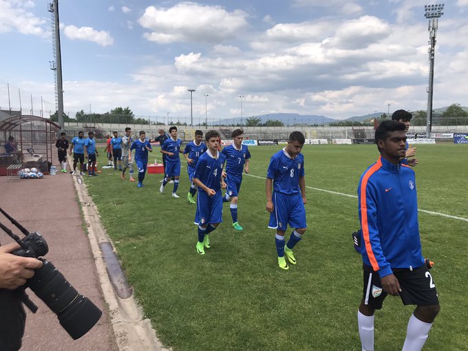 View image on Twitter