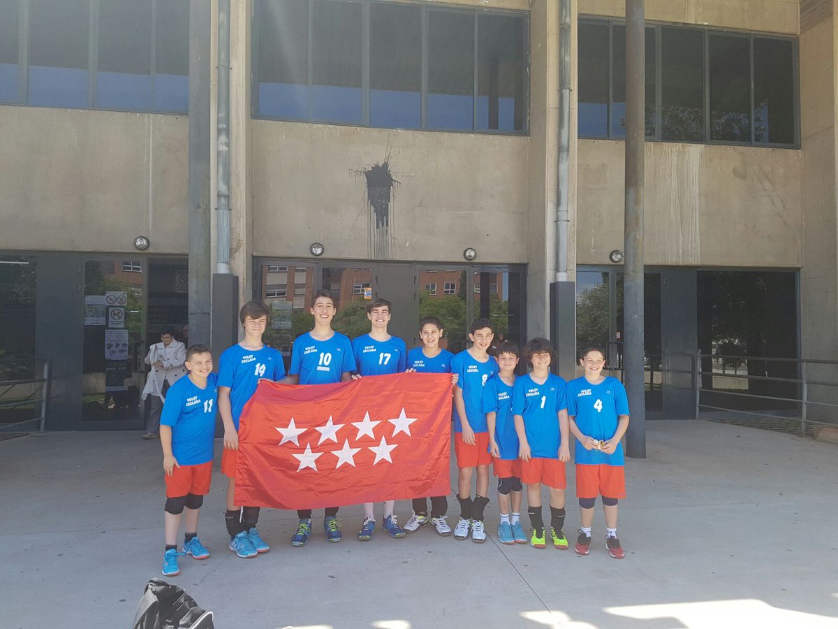 voleibolcoslada's tweet photo. ¡Partido ganado 3-0 a @CVMediterraneo! 👏¡ESTÁN INCREÍBLES NUESTROS CHICOS!👏 #coslada #voleibol #CVC 💪🏐 #CEIM17🇪🇸 https://t.co/tvlMCmGE9n