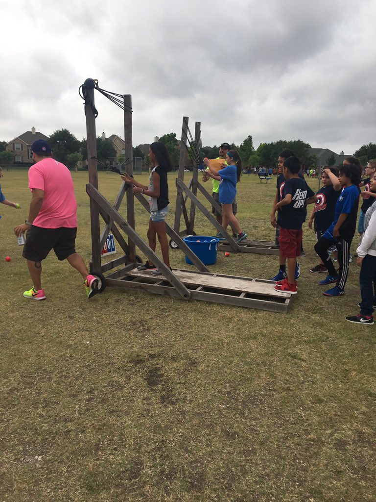 BetsyCummins's tweet photo. @Abbett_AllStars Field Day Fun! Let the games begin!@AbbettPTA https://t.co/ukyusOklSx
