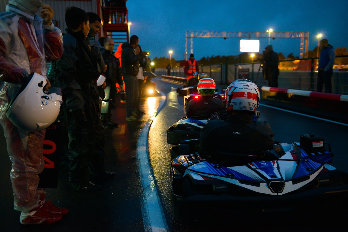 JeanEricVergne's tweet photo. We a had a great time #RacingforBilly last night! Check out the snaps &amp; please donate: https://t.co/Z9H7lTYems #BillyWhizz #FormulaE https://t.co/HHMmpAeZnd