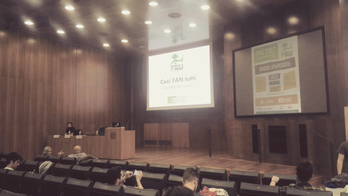 La sfida dei social #Fru2017 #fruverona2017 #radiouniversitarie #univr #raduni #fuoriaulanetwork #rumoreweb #verorumore