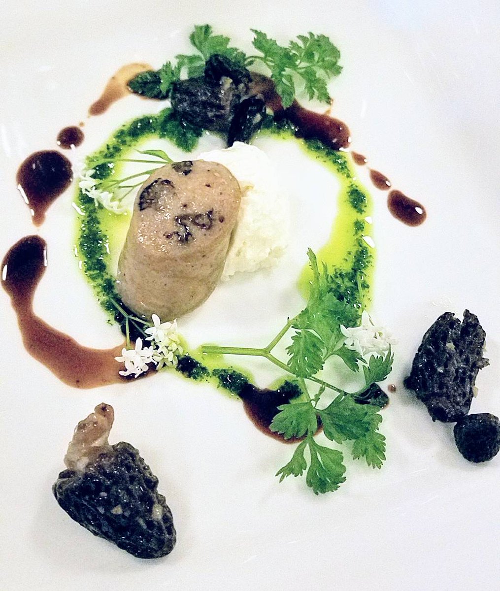 pechluck's tweet photo. The food of @chefsweekpdx 2017 Heritage Dinner https://t.co/bQ6VC6g67l #pdxevents #pdxeats #foodplating #chefsweekpdx #higginspdx https://t.co/dlf6yMDoGD