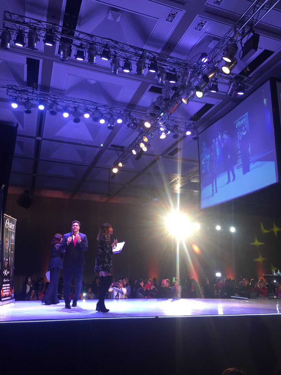 mmirandaok's tweet photo. Paso otra espectacular edicion #ExpoLook #Salta y nueva# contamos con la grandiosa tarea en la conduccion de @mmatiasale y @alfanograce 👏🏽👏🏽 https://t.co/2h2an9DyiW