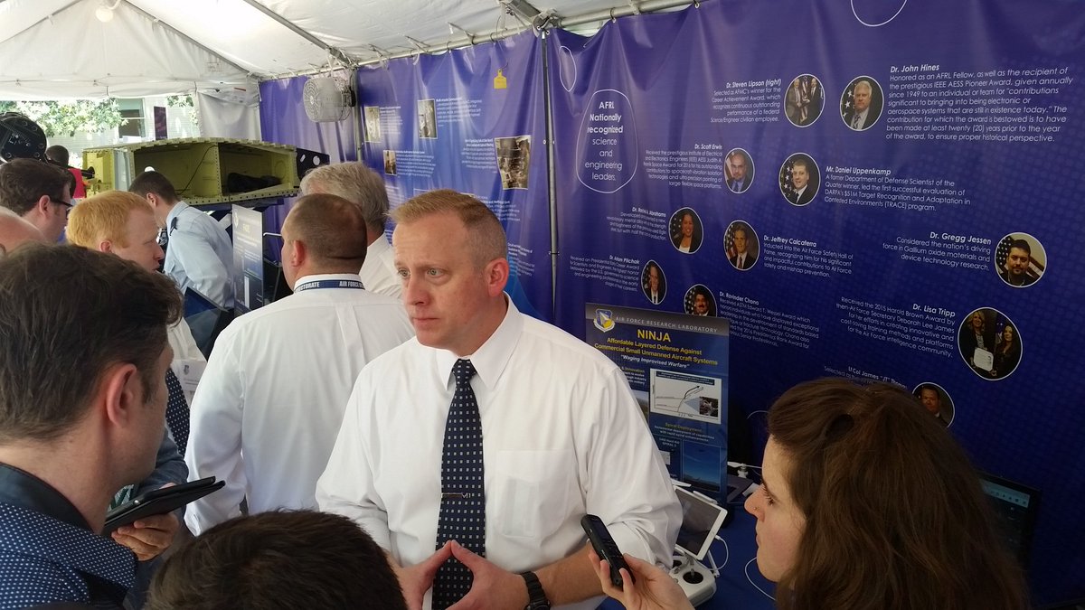 AFResearchLab's tweet photo. #DoDLabDay2017 was a huge success! Here AFRL Chief Tech Officer briefs media at the event. See all AFRL tech @ https://t.co/TdqrIW52ea https://t.co/rJc4Z0Brq5