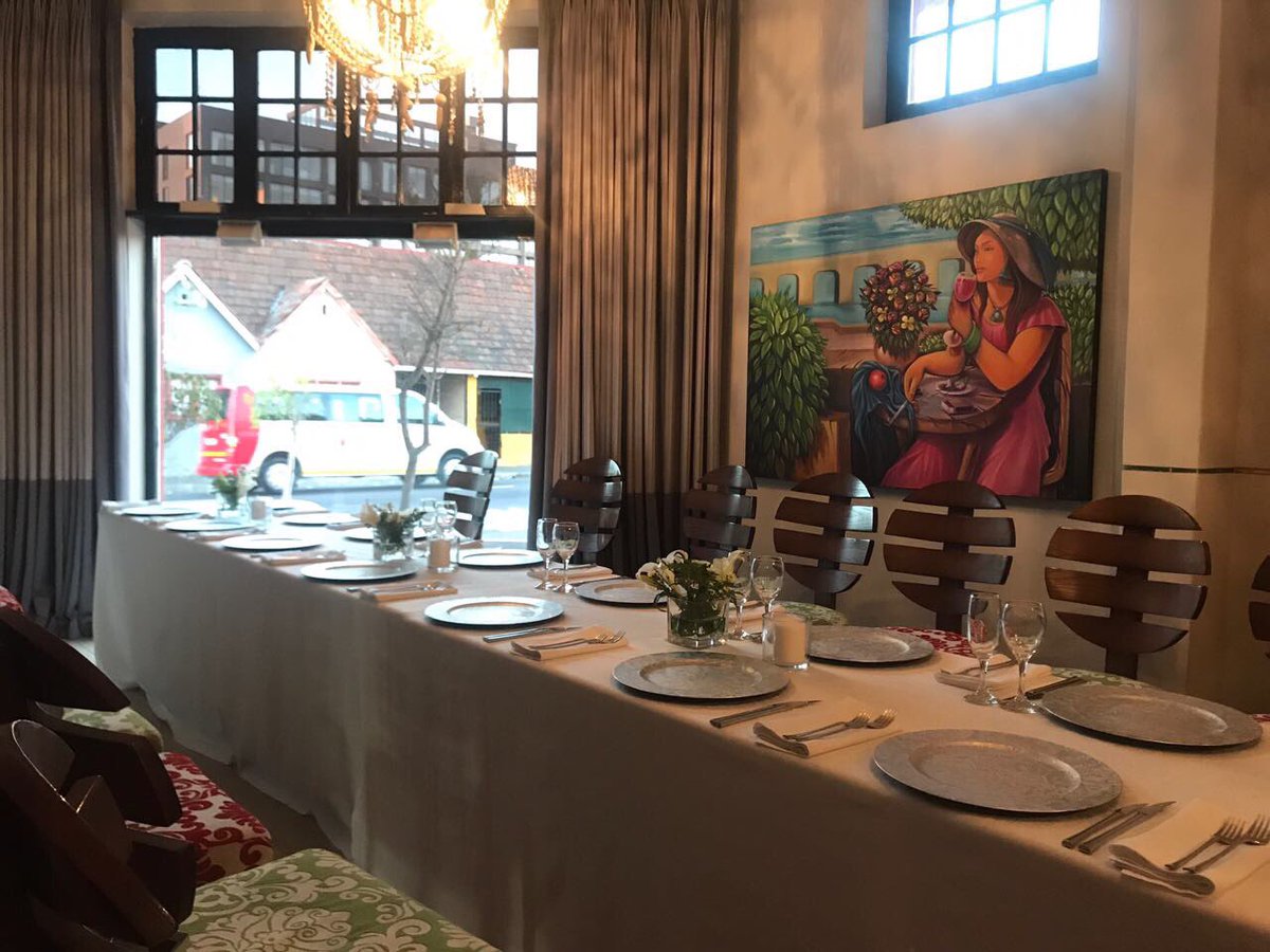 degrendelwines's tweet photo. Ready for #TasteDeGrendel at @The_Bromwell tonight with @TshepiMolisana 🍷 https://t.co/ds6FJBiQ6P