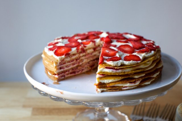 cookingdance_'s tweet photo. strawberry graham icebox cake https://t.co/EnsytvW2eg #cookingdance #cooking #taste #food #recipes https://t.co/rXRMvBJiM3